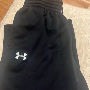 Black under armor men’s small sweatpants